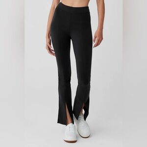 Alo Airbrush 7/8 High Waist Flutter Legging